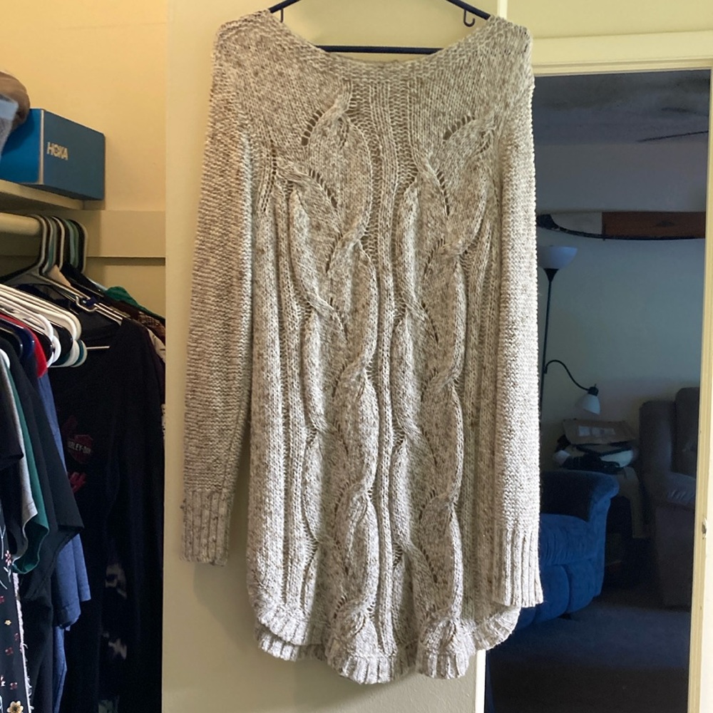 Women’s oversized sweater